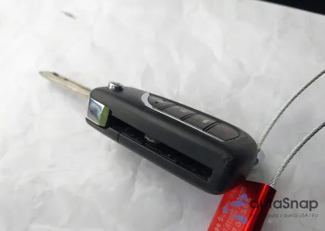 2020 Toyota Corolla Le из США, поврежденный, VIN JTDEPRAE2LJ045407